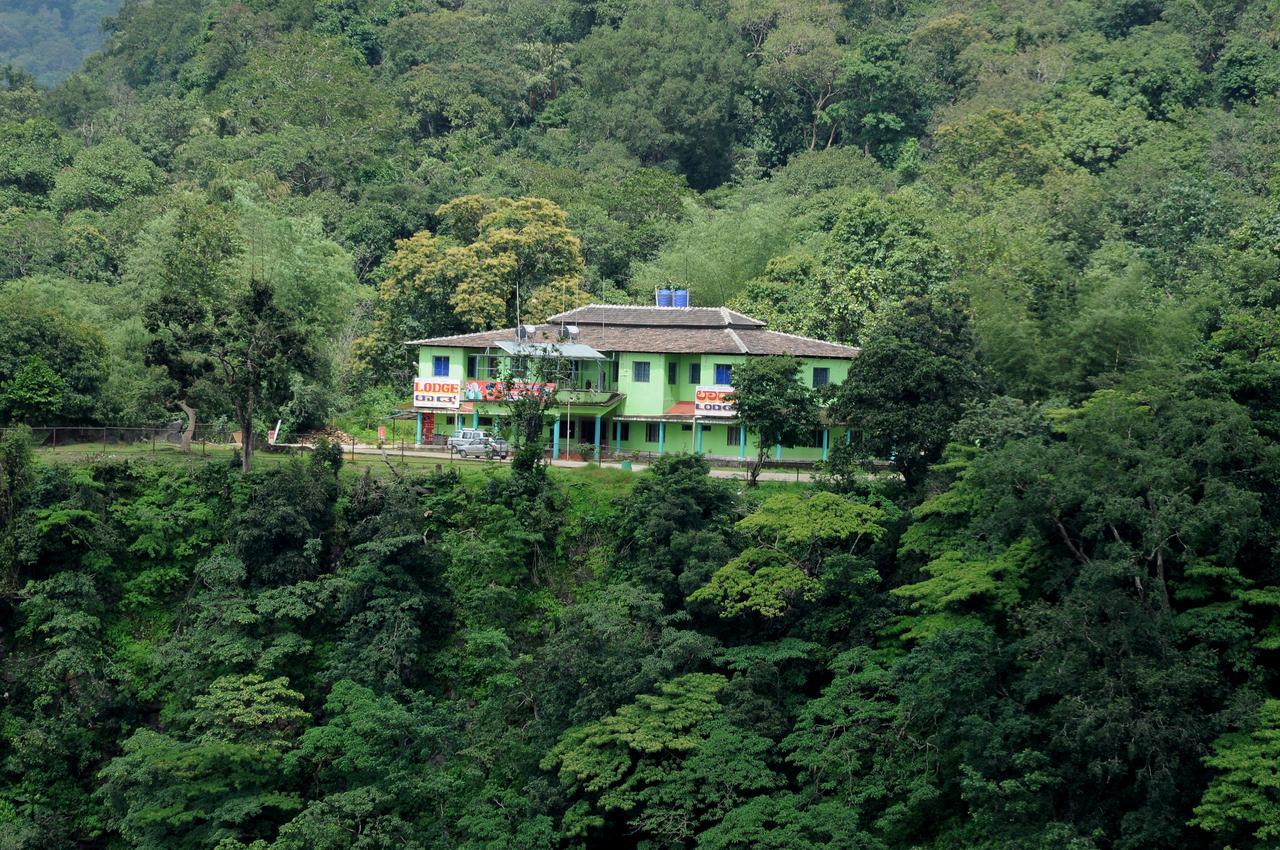 Hôtel Prakruthi Yatri Nivas à Māvingundi Extérieur photo