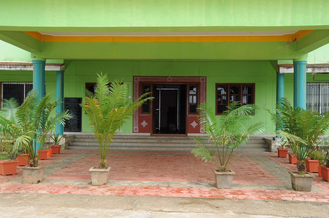 Hôtel Prakruthi Yatri Nivas à Māvingundi Extérieur photo