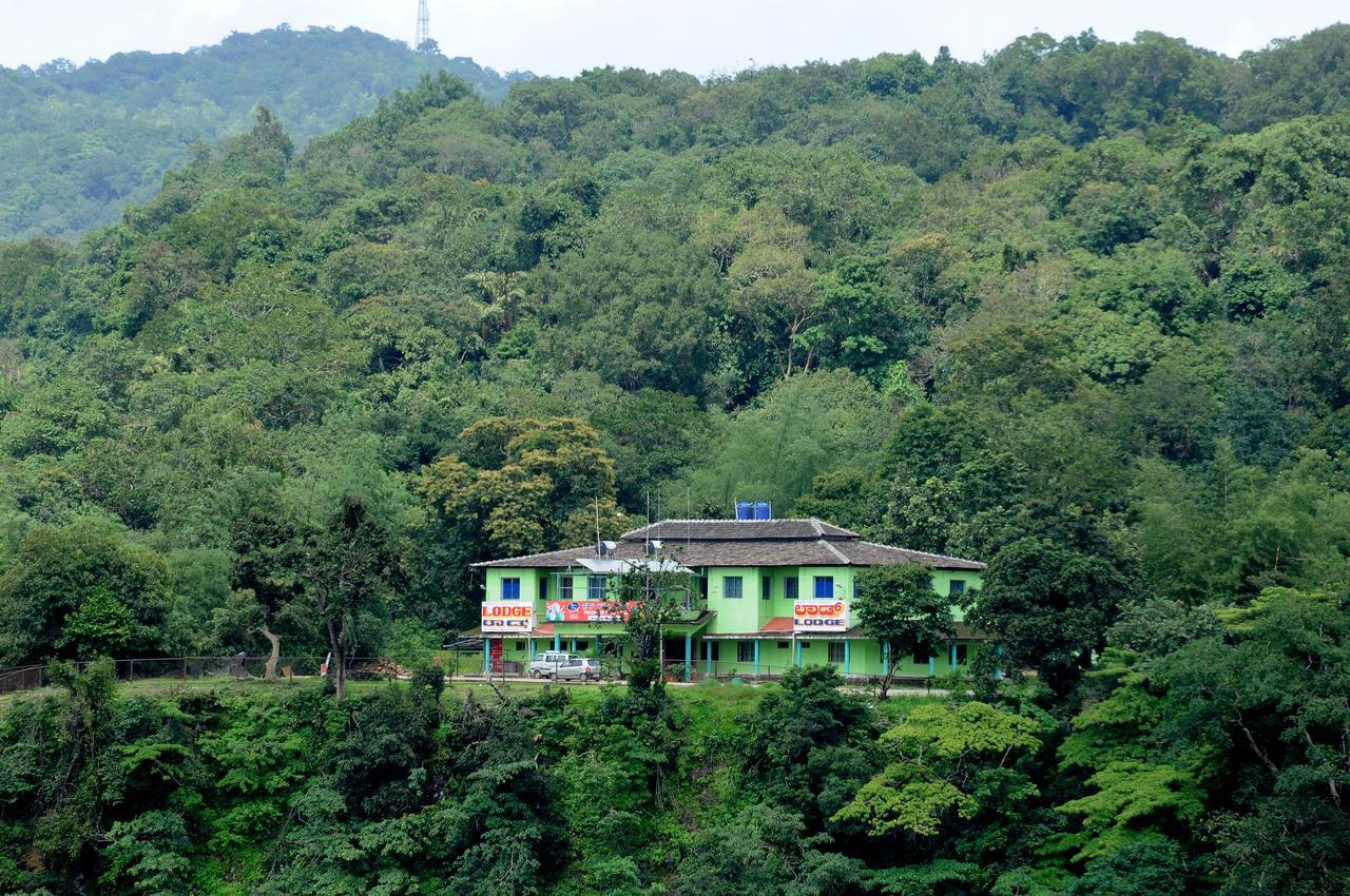 Hôtel Prakruthi Yatri Nivas à Māvingundi Extérieur photo